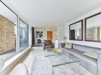 1 Bed Flat, Axis Court, SE16