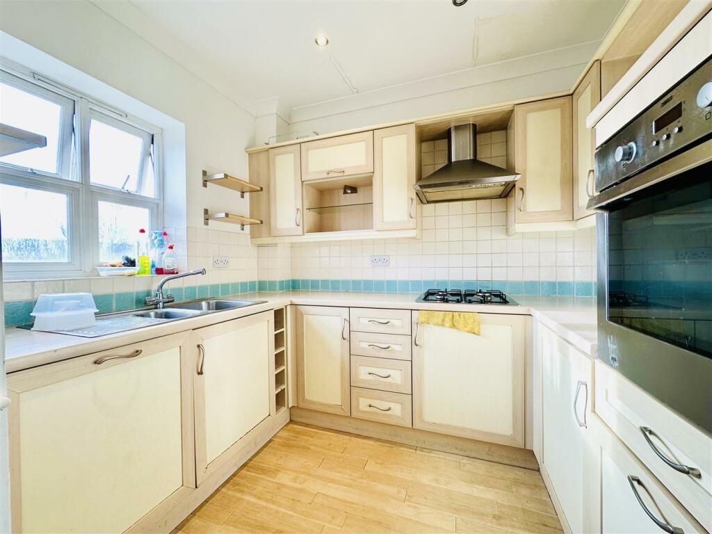 Additional image 3 of Room in a Shared House, Milford Street, DE1, N1 7GU