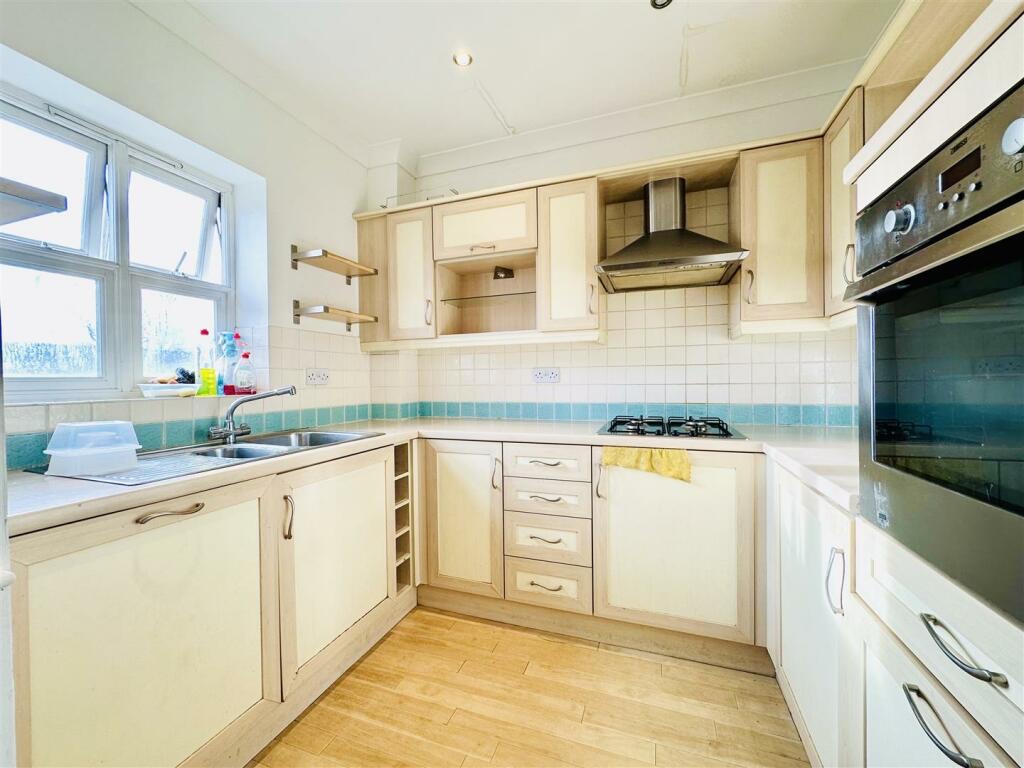 Additional image 8 of Room in a Shared House, Milford Street, DE1, N1 7GU