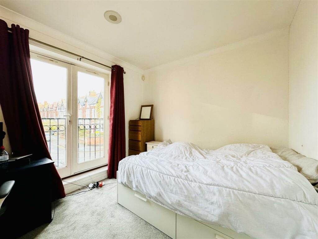 Additional image 12 of Room in a Shared House, Milford Street, DE1, N1 7GU
