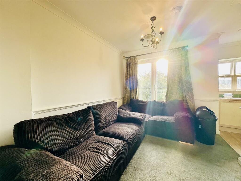 Additional image 15 of Room in a Shared House, Milford Street, DE1, N1 7GU