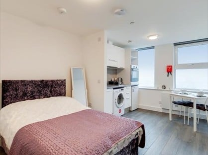 Studio Flat, Terminus House, CM20