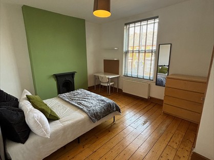 Room in a Shared House, Colwick Road, NG2