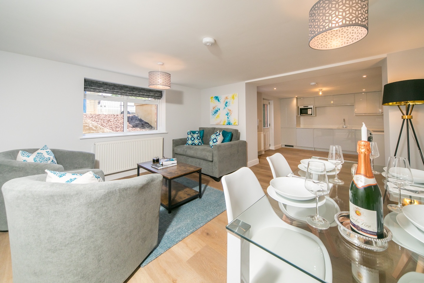 2 Bed Flat, North House, RG1