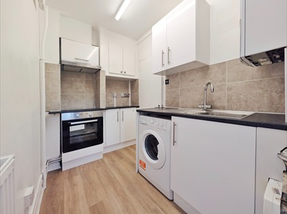 Studio Flat, Denman House, N16