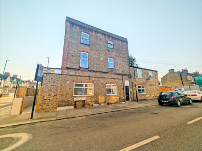 2 Bed Flat, Lancaster Road, EN2
