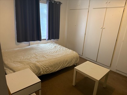 Room in a Shared House, Green Lane, RM8