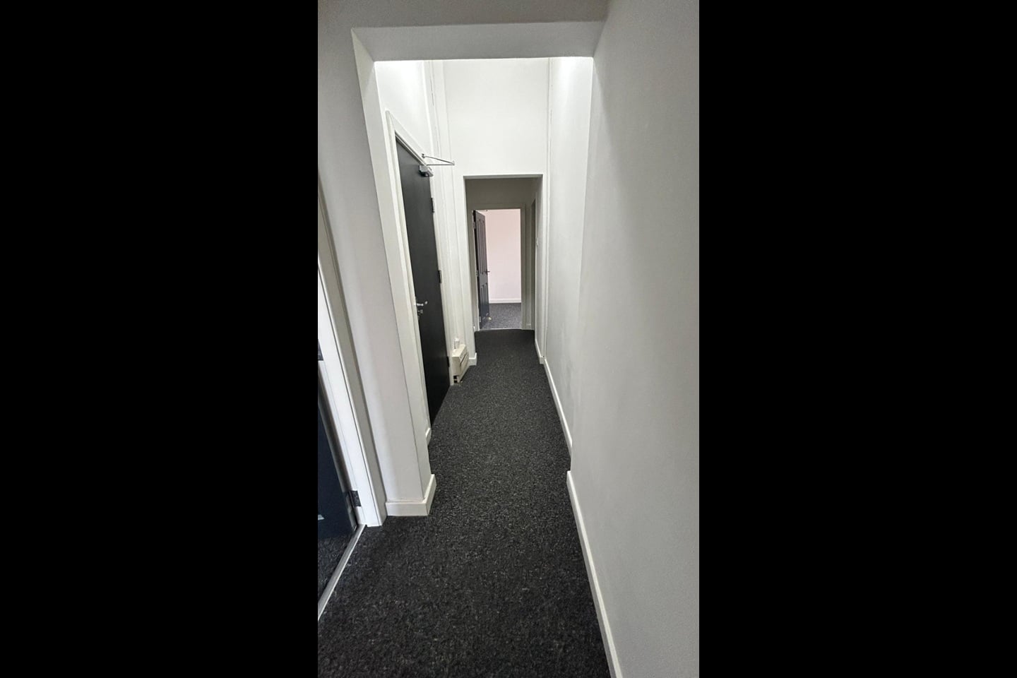 2 Bed Flat, Dickenson Road, M13 photo 2