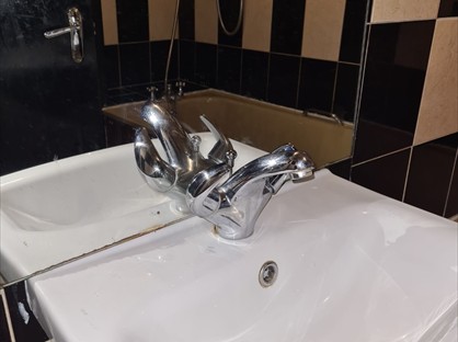 Room in a Shared Flat, Grosvenor Road, GU11
