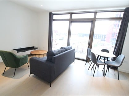 1 Bed Flat, Lewis Cubitt Square, N1C