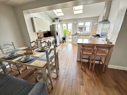 3 Bed End Terrace, Stamdford Road, RM9