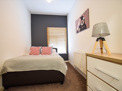 Room in a Shared House, Hightown, CW1