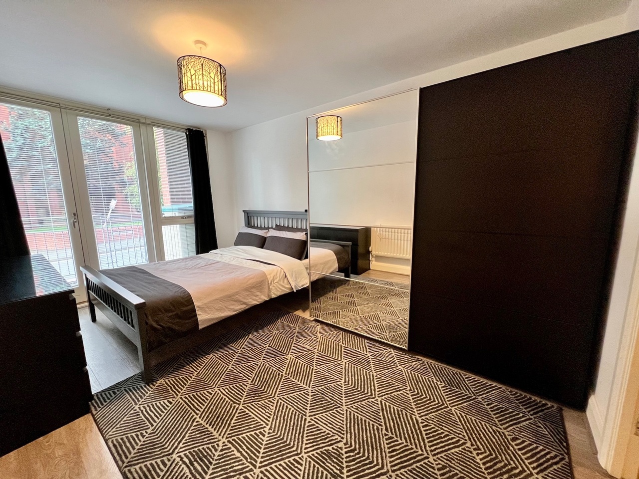 2 Bed Flat, Wheeleys Lane, B15 photo 3