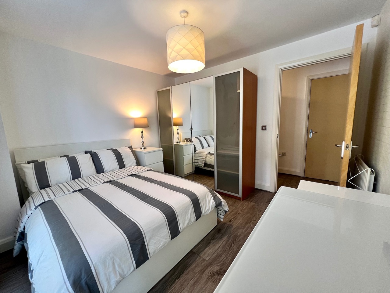 2 Bed Flat, Wheeleys Lane, B15 photo 5