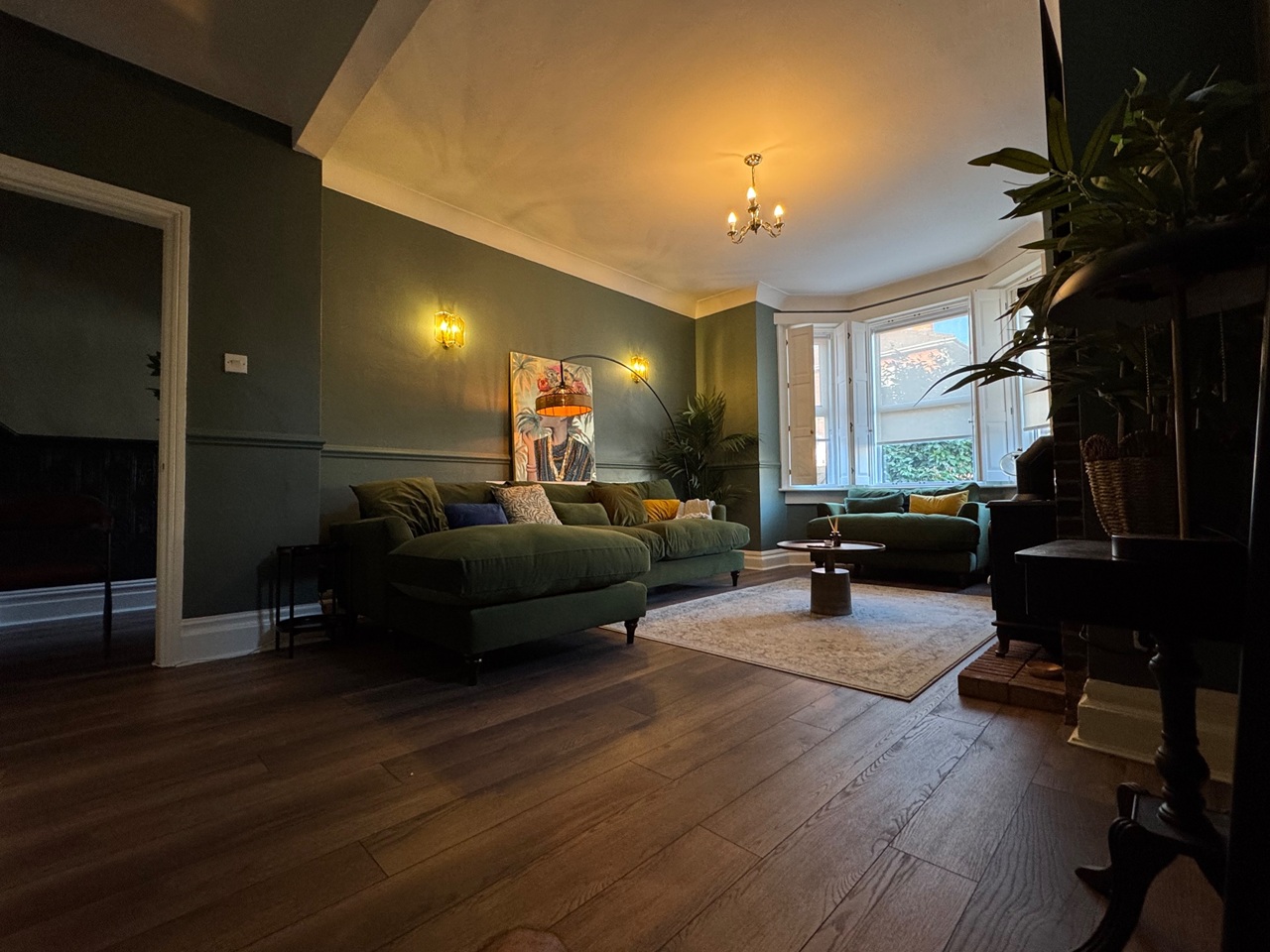 4 Bed Semi-Detached House, West Road, SO19, N1 7GU