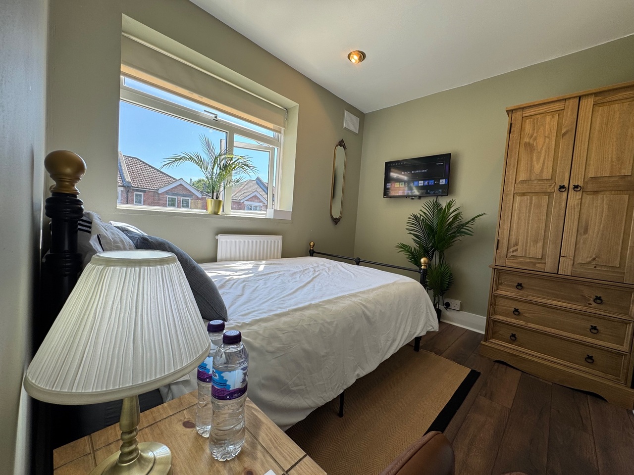 Additional image 40 of 4 Bed Semi-Detached House, West Road, SO19, N1 7GU