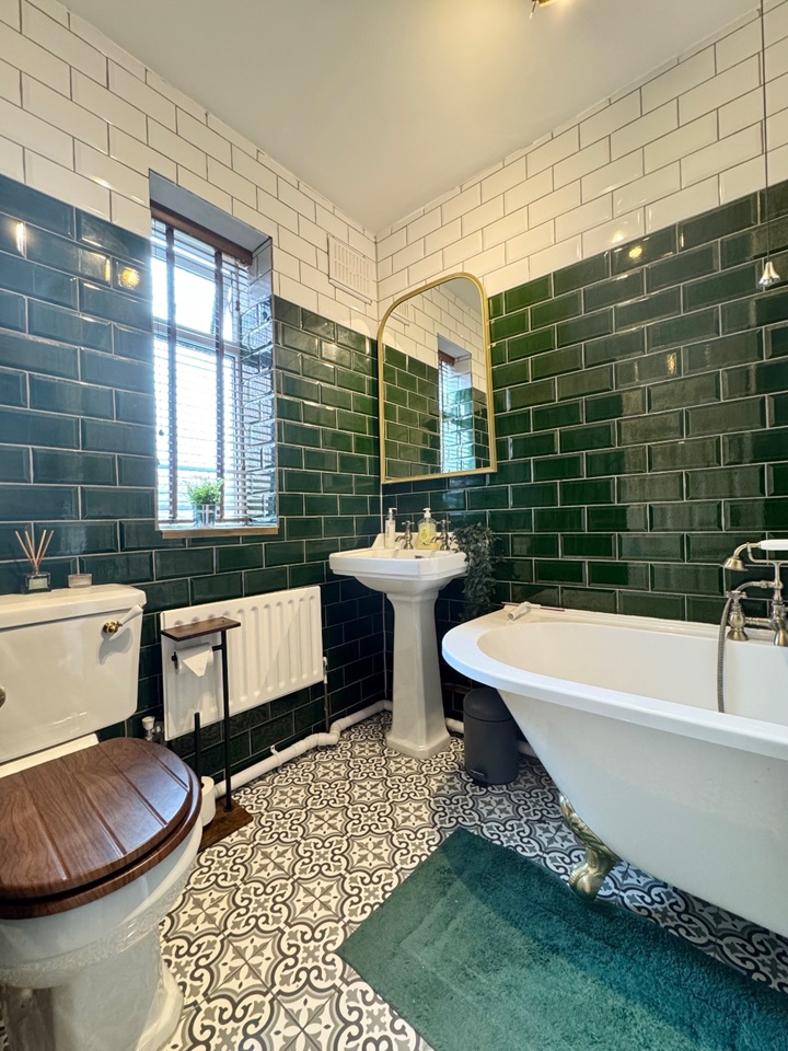 Additional image 41 of 4 Bed Semi-Detached House, West Road, SO19, N1 7GU