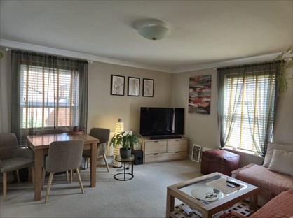 2 Bed Flat, Rockbourne Road, RG27
