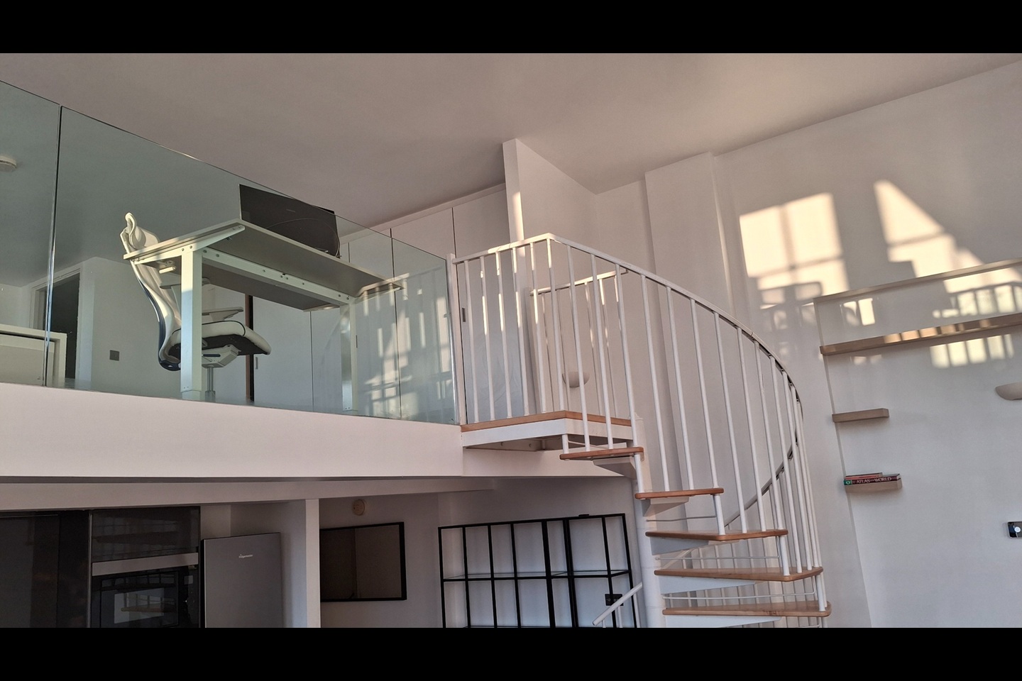 Additional image 8 of 2 Bed Flat, Thackeray Road, SW8, N1 7GU