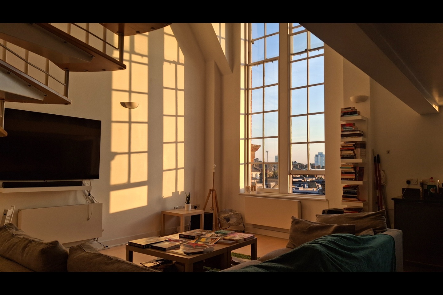 Additional image 4 of 2 Bed Flat, Thackeray Road, SW8, N1 7GU