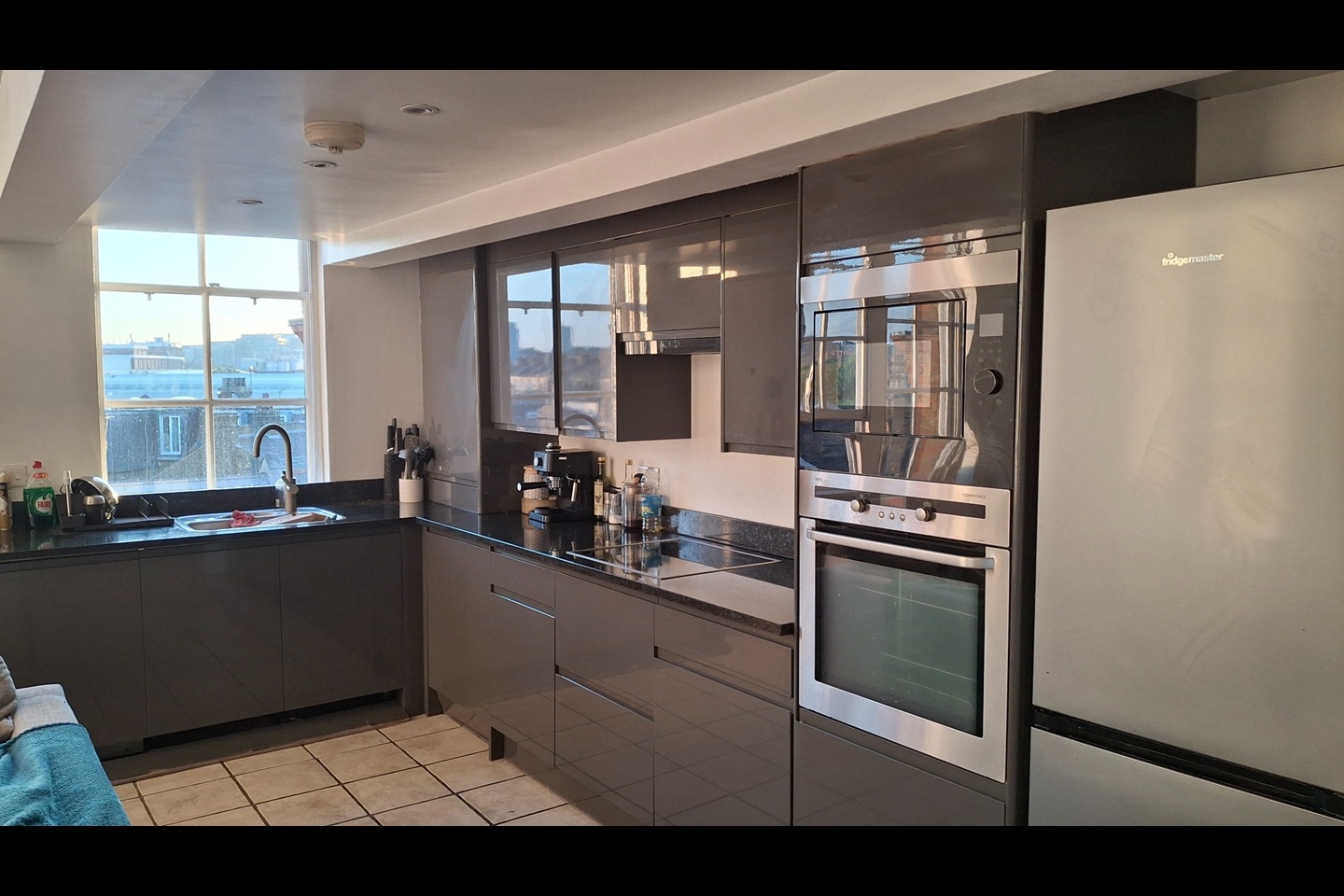 Additional image 11 of 2 Bed Flat, Thackeray Road, SW8, N1 7GU