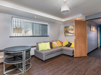 2 Bed Flat, Shields Road, NE6