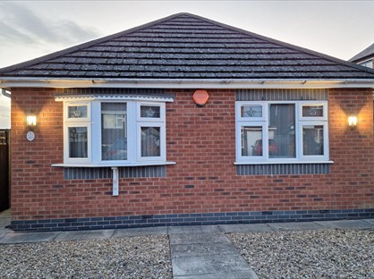 2 Bed Bungalow, Clifton Street, WV14