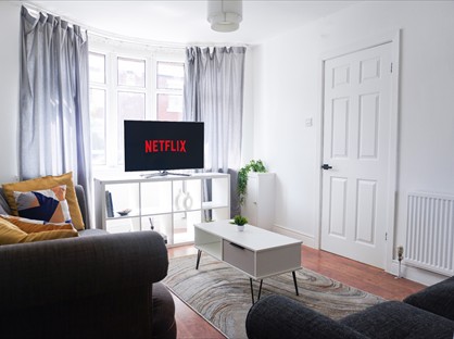 3 Bed Semi-Detached House, Whiteley Street, M11
