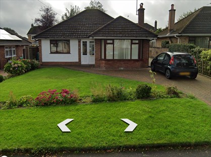 3 Bed Bungalow, Midway Drive, ST11