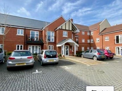 1 Bed Flat, Hempstead Road, HP3