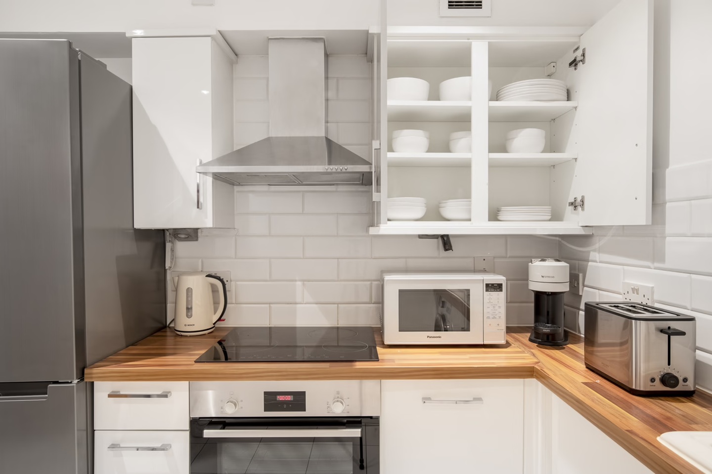 Additional image 5 of 2 Bed Flat, North Block, SE1, N1 7GU