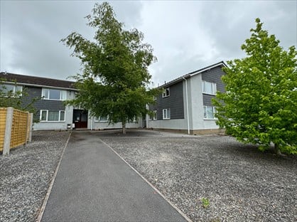 2 Bed Flat, Sandford Road, BS25