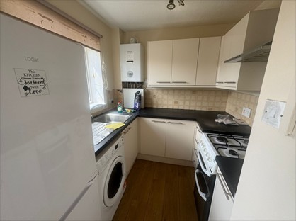 1 Bed Flat, Windsor Park Road, UB3