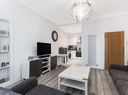 2 Bed Flat, Ross Street, PA1