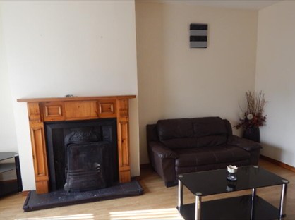 3 Bed Terraced House, Oakwood Manor, BT71