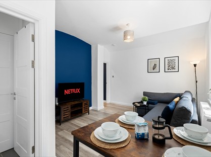 1 Bed Flat, Short Term Lets, BN1