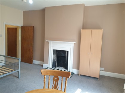 Studio Flat, Market Square, WS15