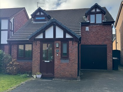 3 Bed Detached House, Oriel Close, SK2