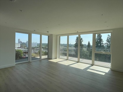 3 Bed Flat, Affinity House, HA0