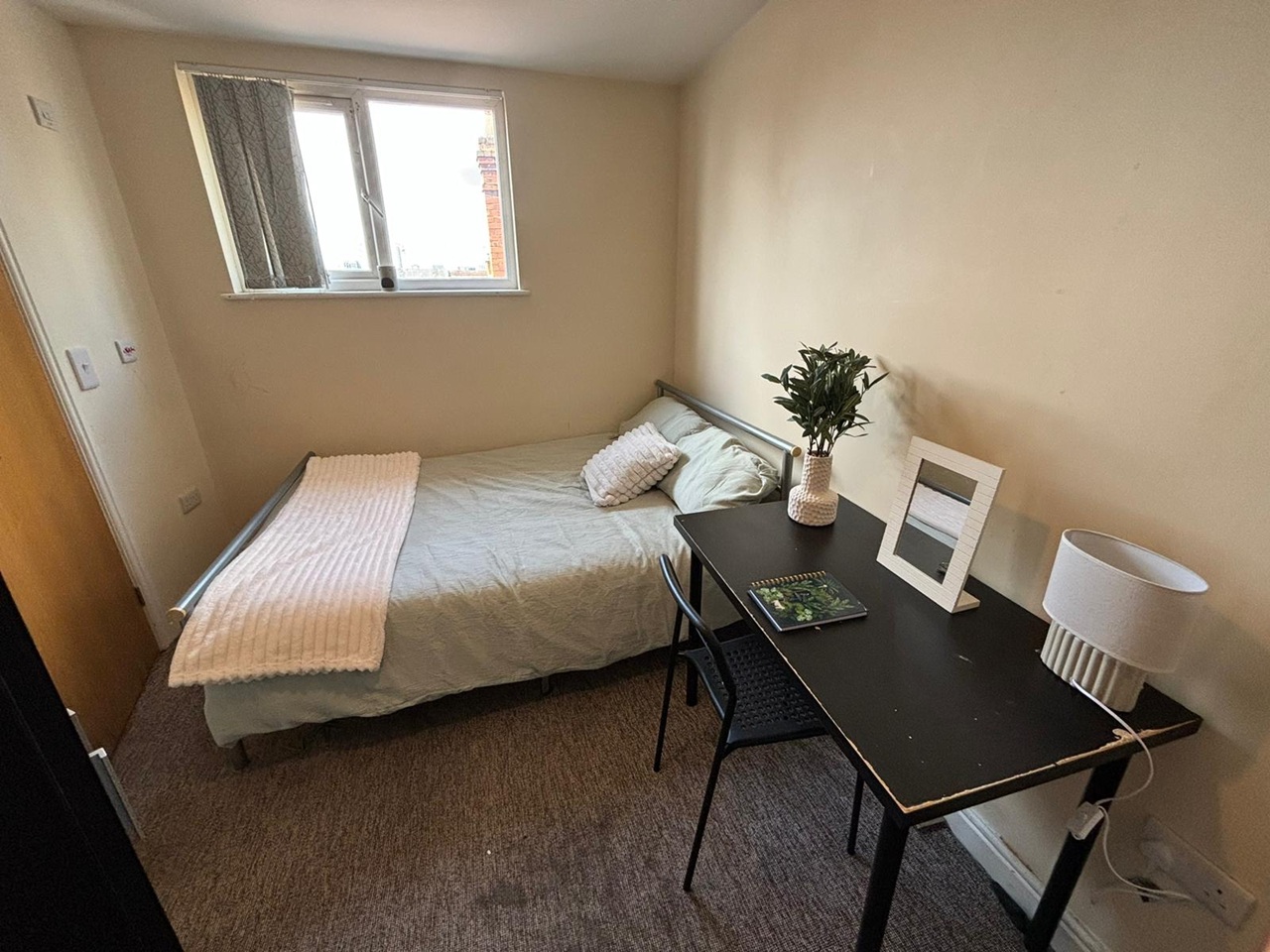 Additional image 2 of Room in a Shared House, Wren Street, CV2, N1 7GU