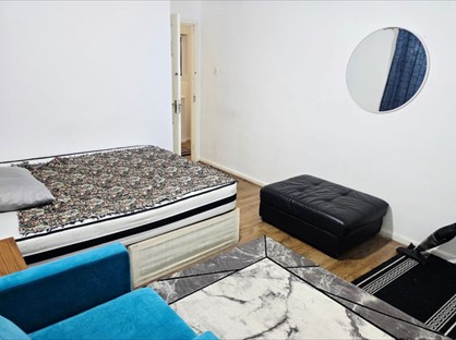 Room in a Shared House, Oaks Lane, IG2