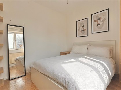 Room in a Shared Flat, Salmon Lane, E14