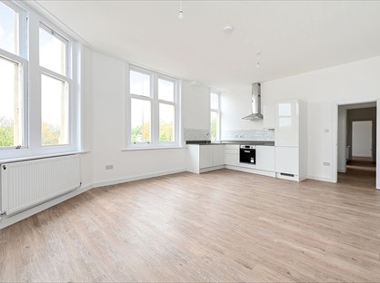 2 Bed Flat, Lynchford Road, GU14