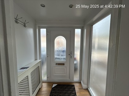 Studio Flat, Lansbury Drive, UB4