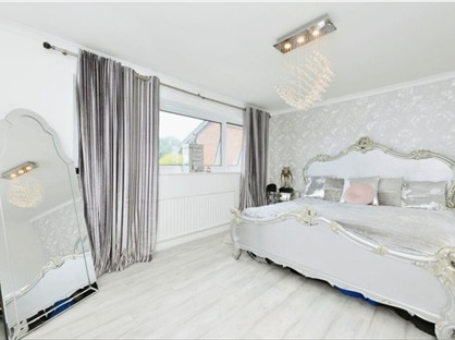 Room in a Shared House, Nazeing Road, EN9