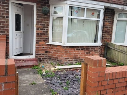 3 Bed Semi-Detached House, Kirkham Drive, HU5
