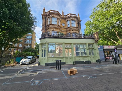 Studio Flat, East Street, SE17