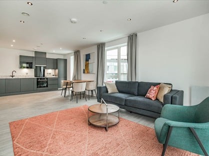 2 Bed Flat, Kew Bridge Road, TW8