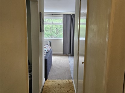 Studio Flat, Winchester Court, SO51