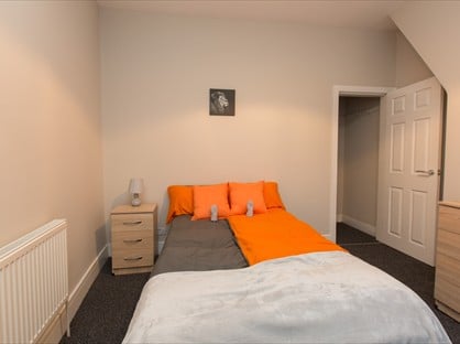 Room in a Shared House, Rose Street, ST1